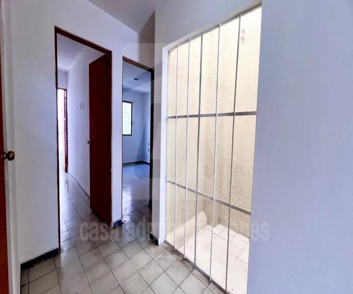 Casa En Venta,Independencia Oriente,Calle Los Alpes 1548, Guadalajara, Jalisco 44340, 5 Habitaciones,2 Baños,Calle Los Alpes,1,pycMcbg