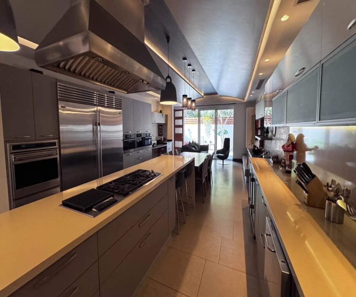 Casa En Venta,Puerta de Hierro,Sendero las palmas S/N 4, Zapopan, Jalisco 45116, 3 Habitaciones,5 Baños,Sendero las palmas ,1,pnUULwM