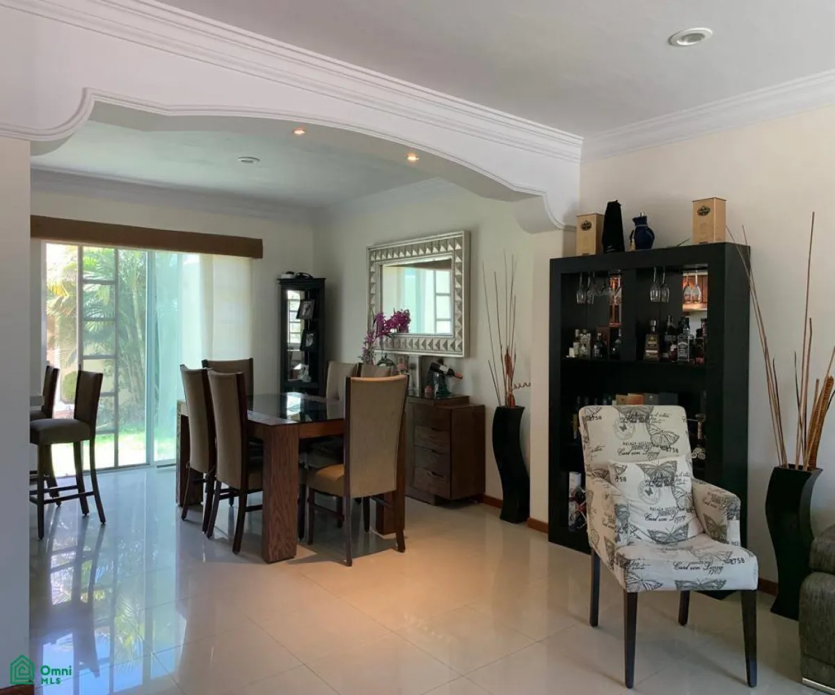Casa En Venta,Senderos de Monte Verde,Senderos de Los Encinos 137, Tlajomulco de Zuniga, Jalisco 45646, 3 Habitaciones,2 Baños,Senderos de Los Encinos,2,MX251053724