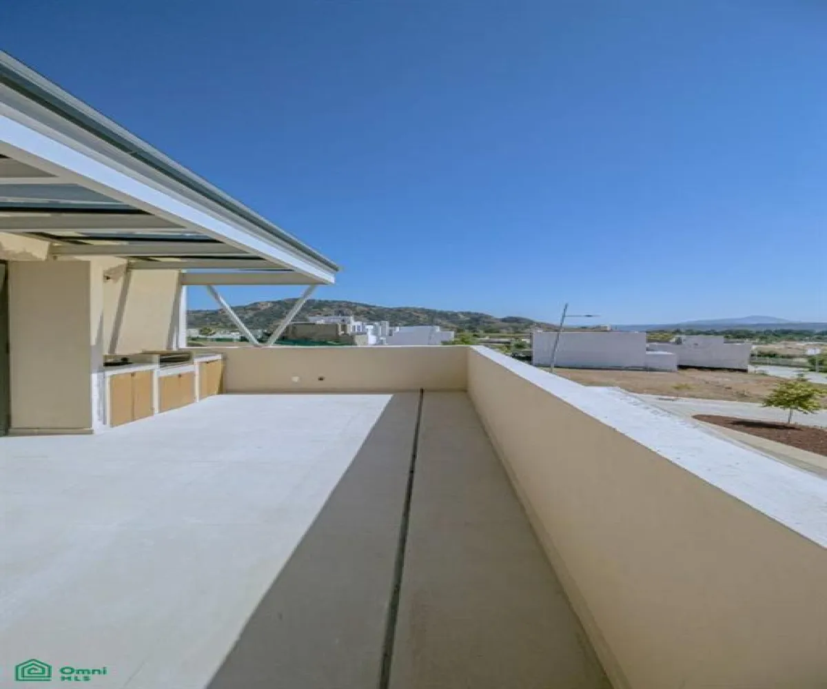 Casa En Venta,Valle Imperial,avenida D 5035 interior 71, Zapopan, Jalisco 45134, 3 Habitaciones,2 Baños,avenida D,2,MX251053734