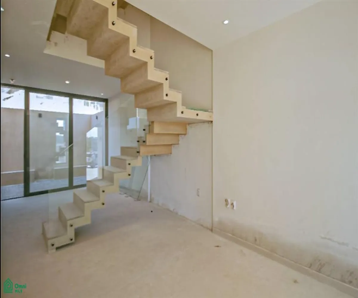 Casa En Venta,Valle Imperial,avenida D 5035 interior 71, Zapopan, Jalisco 45134, 3 Habitaciones,2 Baños,avenida D,2,MX251053734