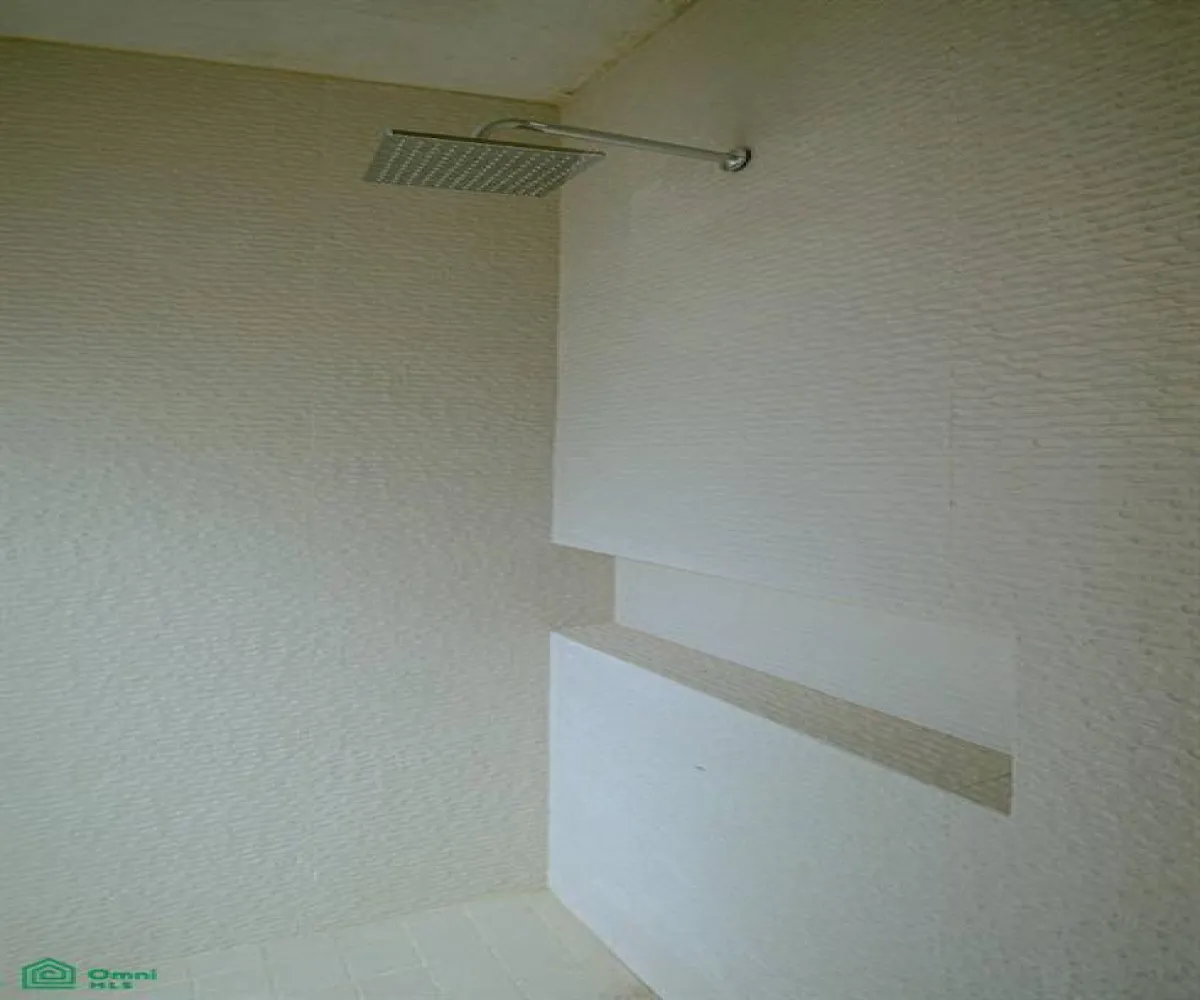 Casa En Venta,Valle Imperial,avenida D 5035 interior 71, Zapopan, Jalisco 45134, 3 Habitaciones,2 Baños,avenida D,2,MX251053734