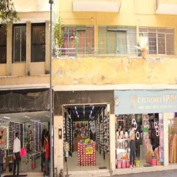 Local En Renta,Guadalajara Centro,LOPEZ COTILLA 483, Guadalajara, Jalisco 44100,LOPEZ COTILLA ,pAbJY5w