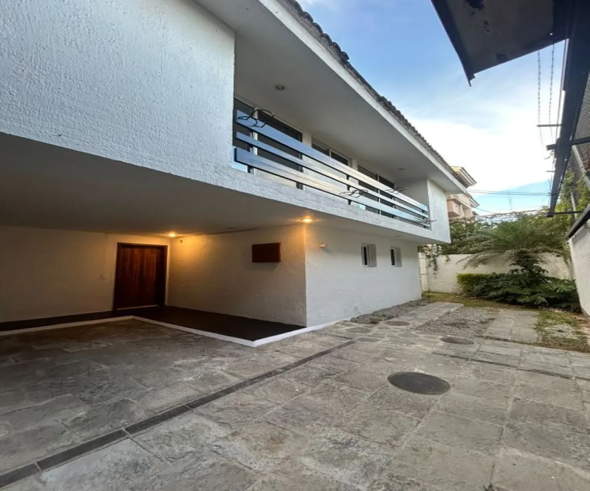 Casa En Renta,Los Pinos,Avenida Los Pinos 328, Zapopan, Jalisco 45239, 2 Habitaciones,2 Baños,Avenida Los Pinos,1,p0trsui