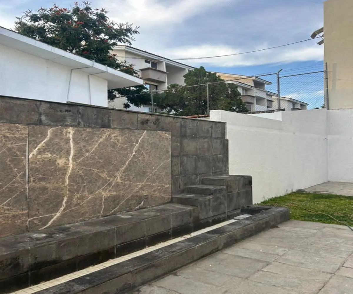 Casa En Renta,Los Pinos,Avenida Los Pinos 328, Zapopan, Jalisco 45239, 2 Habitaciones,2 Baños,Avenida Los Pinos,1,p0trsui