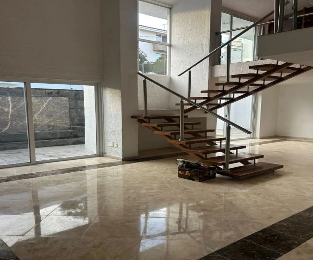 Casa En Renta,Los Pinos,Avenida Los Pinos 328, Zapopan, Jalisco 45239, 2 Habitaciones,2 Baños,Avenida Los Pinos,1,p0trsui
