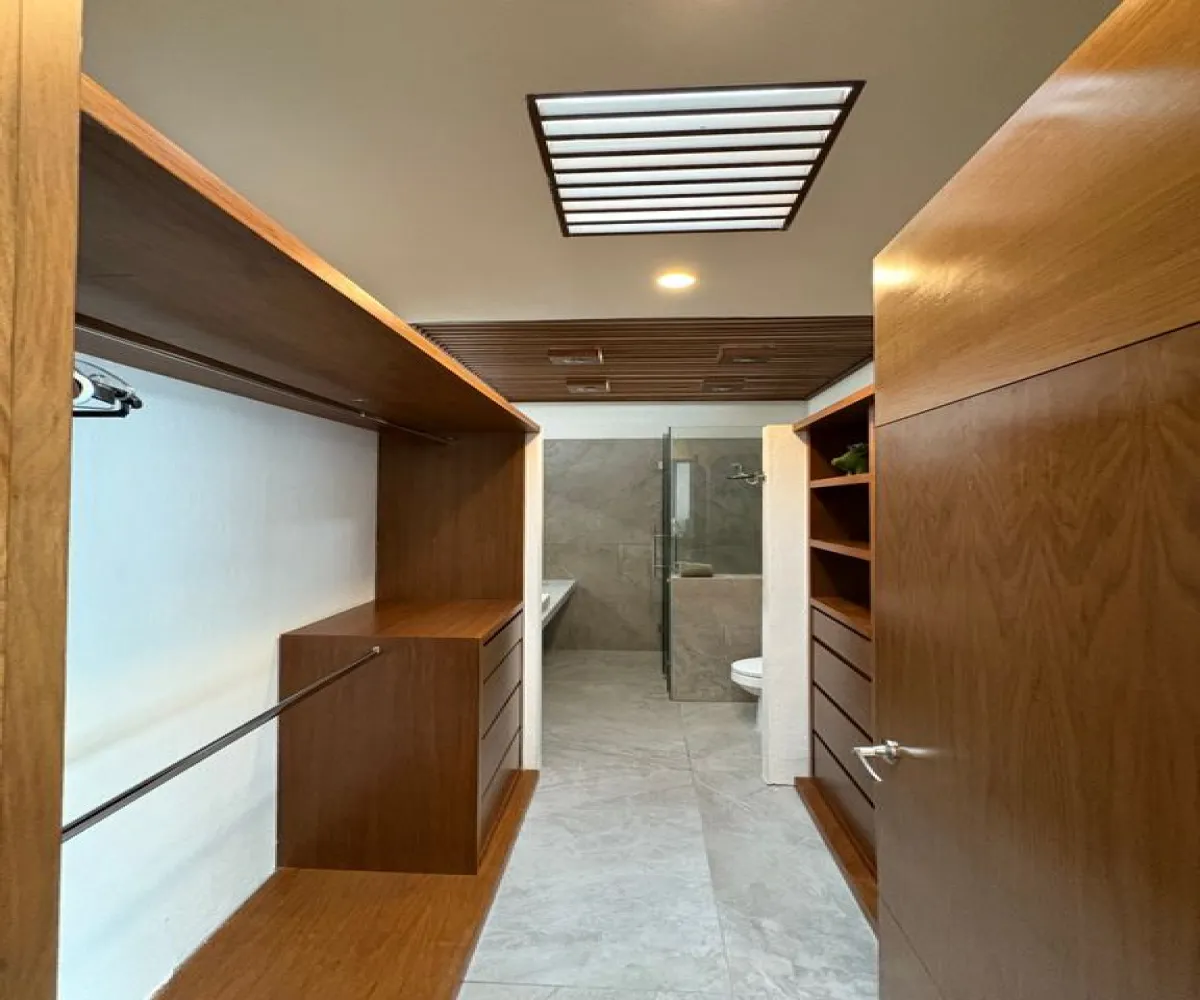 Casa En Venta,Valle Real,Avenida Paseo La Toscana 1111, Zapopan, Jalisco 45019, 4 Habitaciones,5 Baños,Avenida Paseo La Toscana,2,pbiFZqE