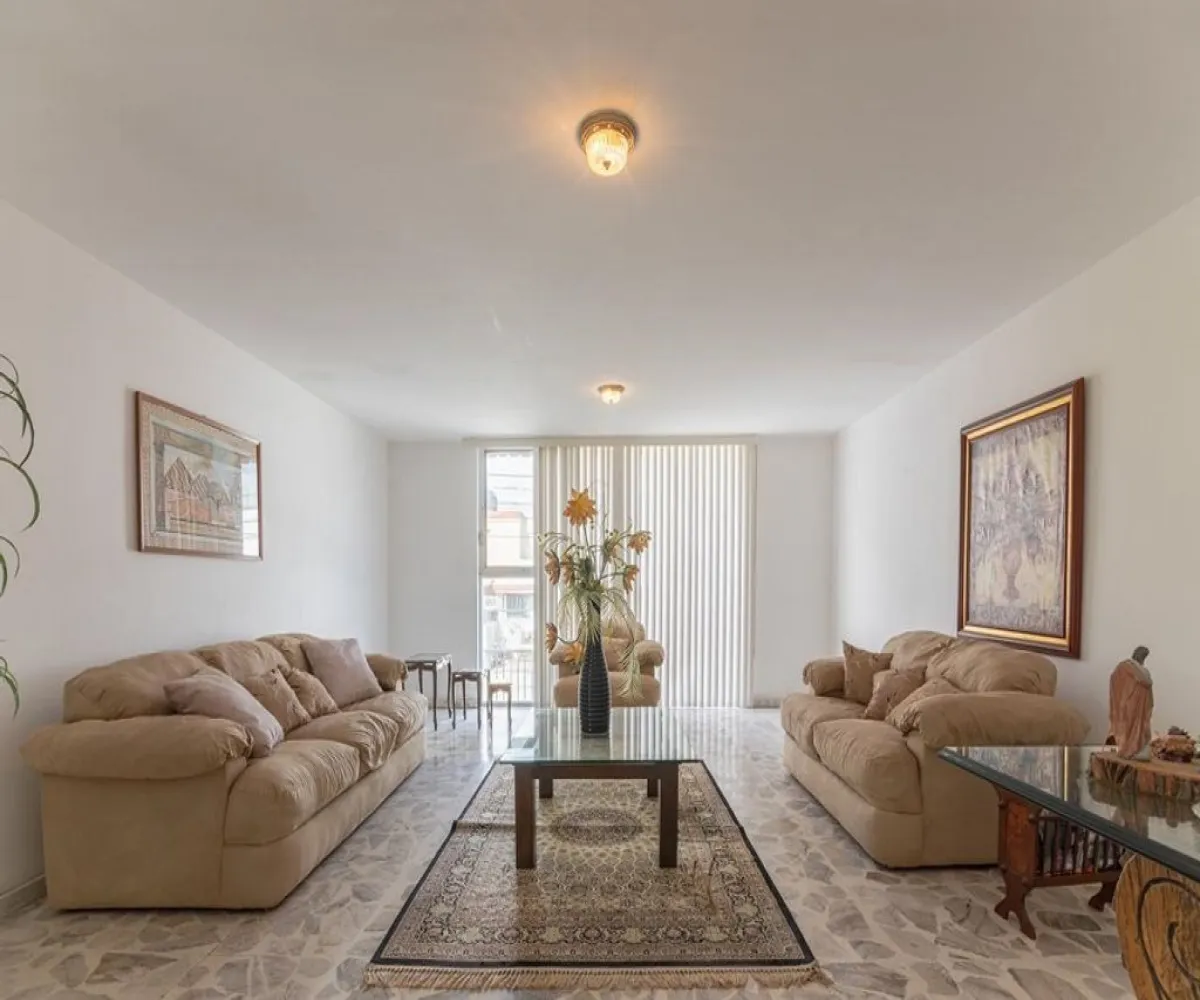 Casa En Venta,Vallarta Sur,José Mariano Beristáin y Souza 407, Guadalajara, Jalisco 44500, 4 Habitaciones,5 Baños,José Mariano Beristáin y Souza,1,pwW4JPz