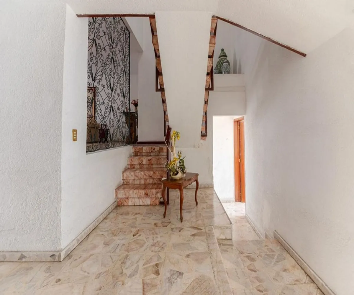 Casa En Venta,Vallarta Sur,José Mariano Beristáin y Souza 407, Guadalajara, Jalisco 44500, 4 Habitaciones,5 Baños,José Mariano Beristáin y Souza,1,pwW4JPz
