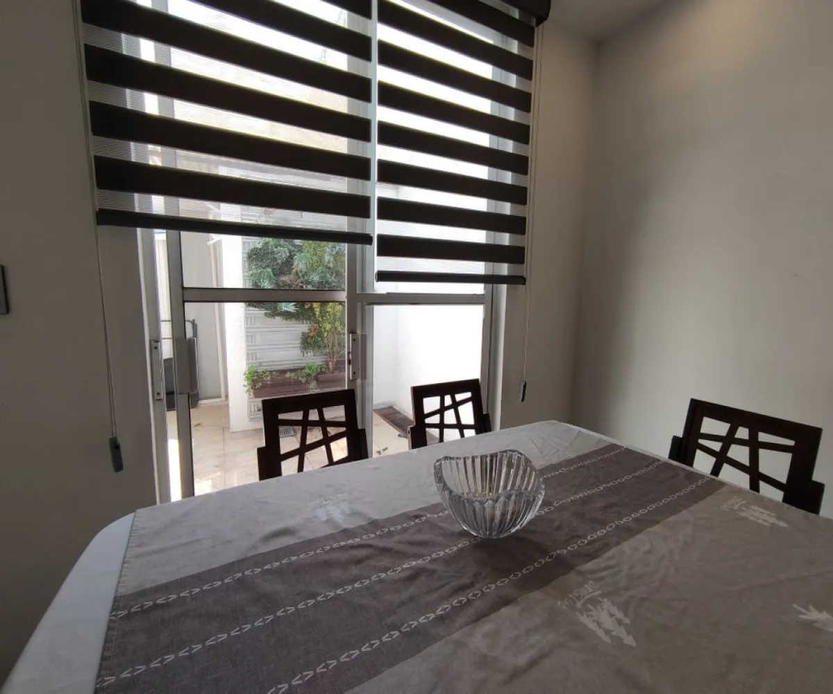 Casa En Venta,Residencial del Valle,San Felipe 835 3, Zapopan, Jalisco 42100, 3 Habitaciones,2 Baños,San Felipe ,2,p6UGT90