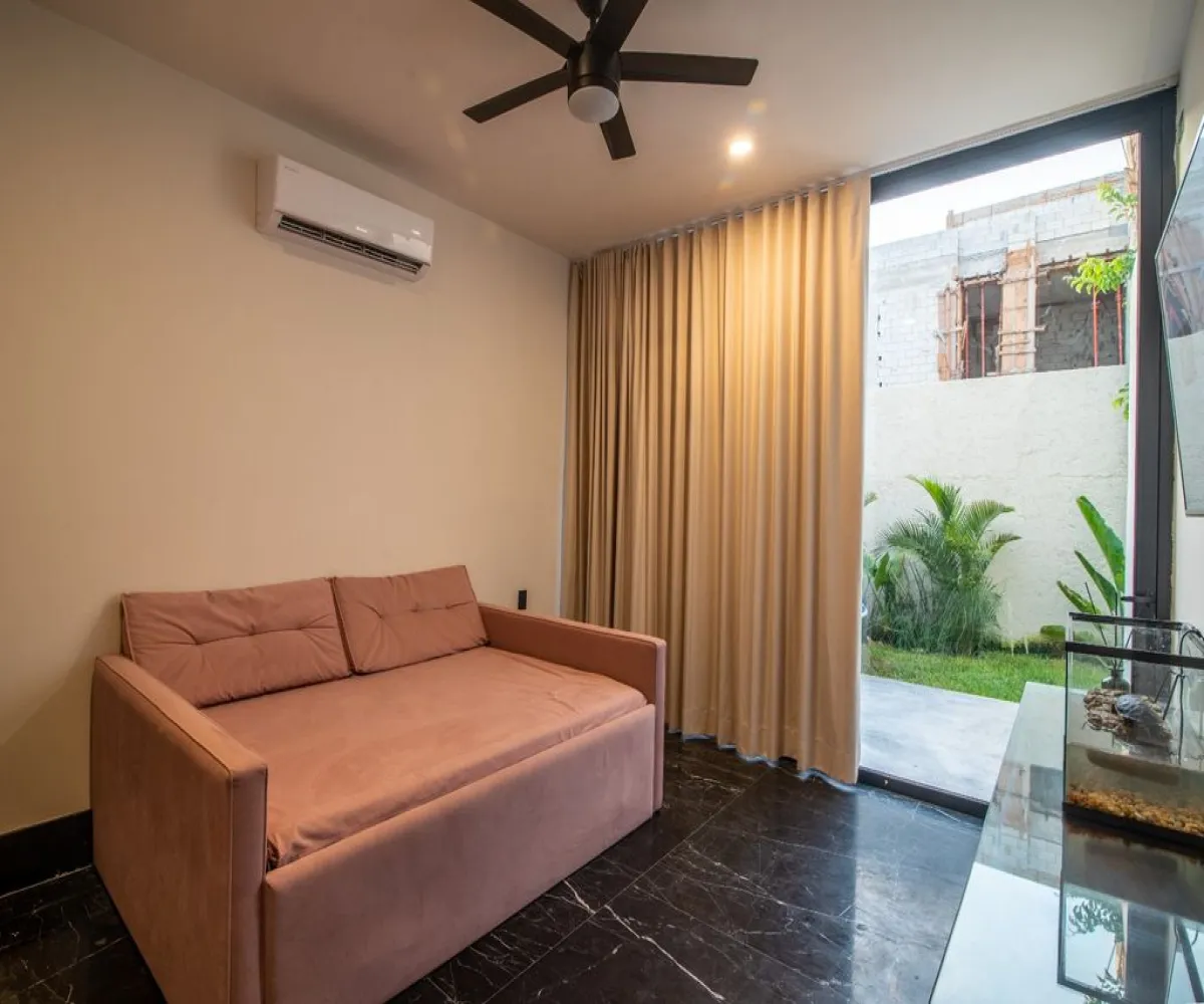 Casa En Venta,Xcanatún,Carr. Mérida-Progreso km 15 S/N, Mérida, Yucatán 97305, 4 Habitaciones,4 Baños,Carr. Mérida-Progreso km 15 ,2,py52LMl