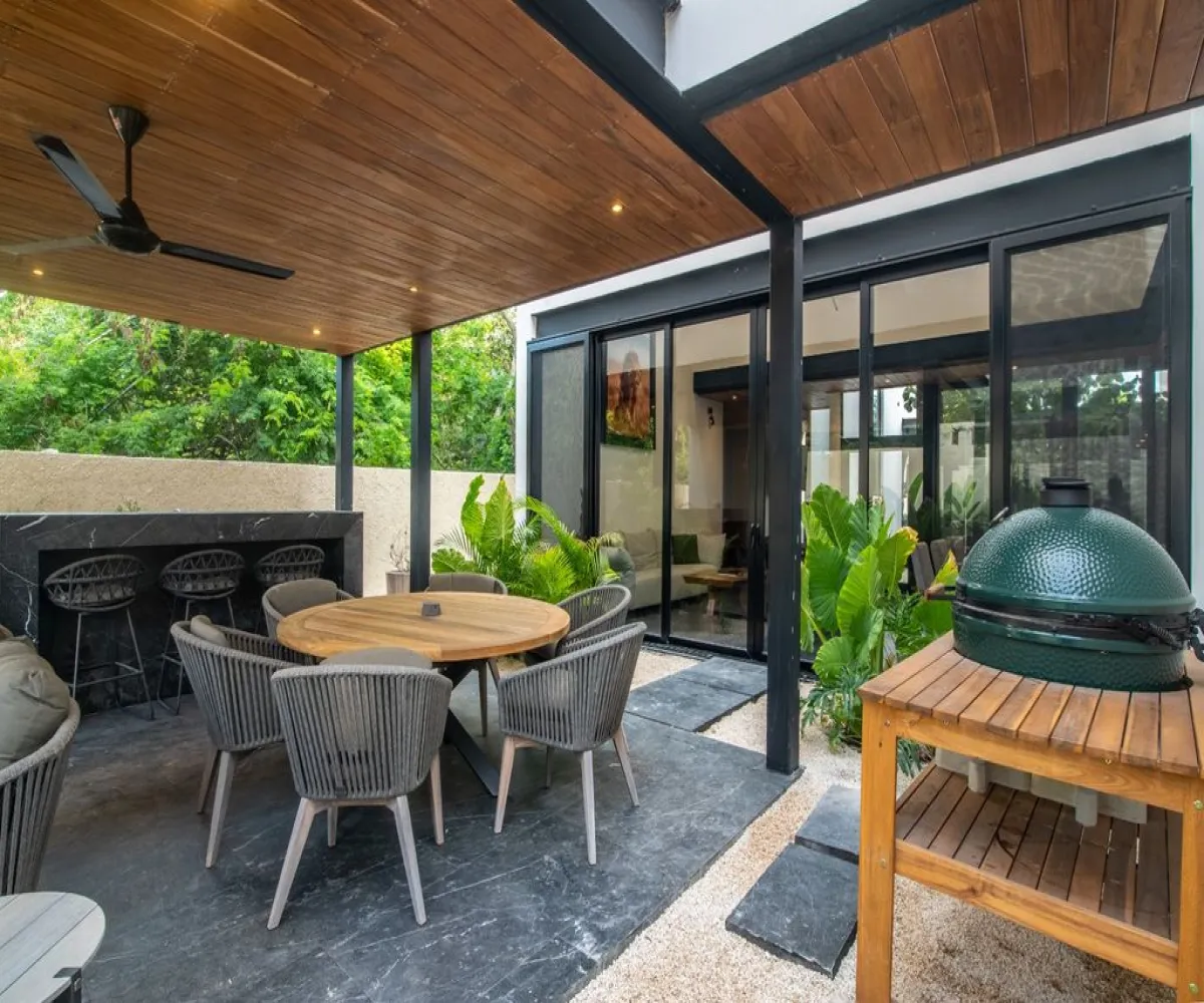 Casa En Venta,Xcanatún,Carr. Mérida-Progreso km 15 S/N, Mérida, Yucatán 97305, 4 Habitaciones,4 Baños,Carr. Mérida-Progreso km 15 ,2,py52LMl