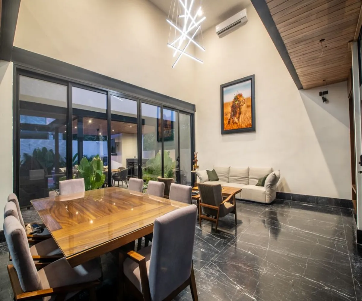 Casa En Venta,Xcanatún,Carr. Mérida-Progreso km 15 S/N, Mérida, Yucatán 97305, 4 Habitaciones,4 Baños,Carr. Mérida-Progreso km 15 ,2,py52LMl