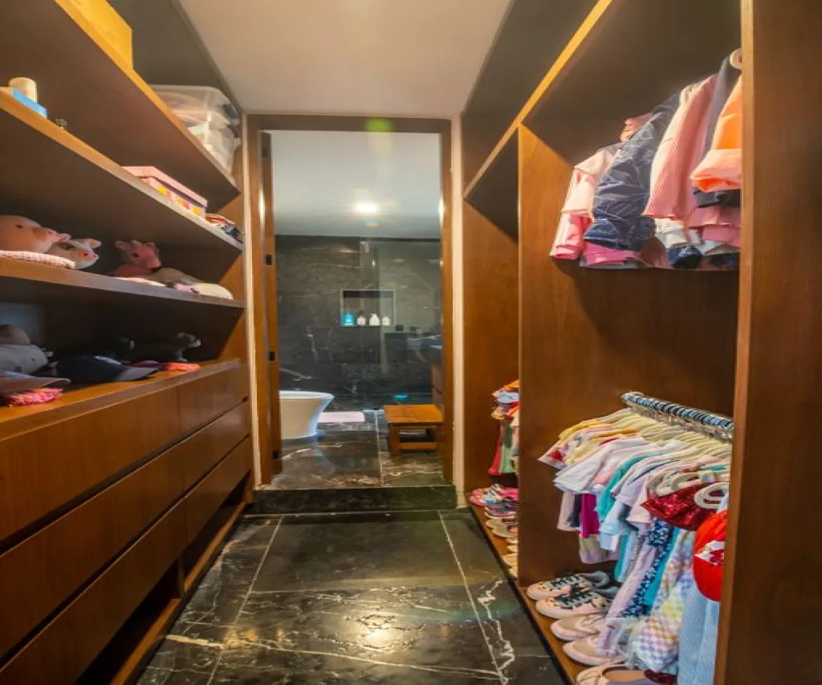 Casa En Venta,Xcanatún,Carr. Mérida-Progreso km 15 S/N, Mérida, Yucatán 97305, 4 Habitaciones,4 Baños,Carr. Mérida-Progreso km 15 ,2,py52LMl