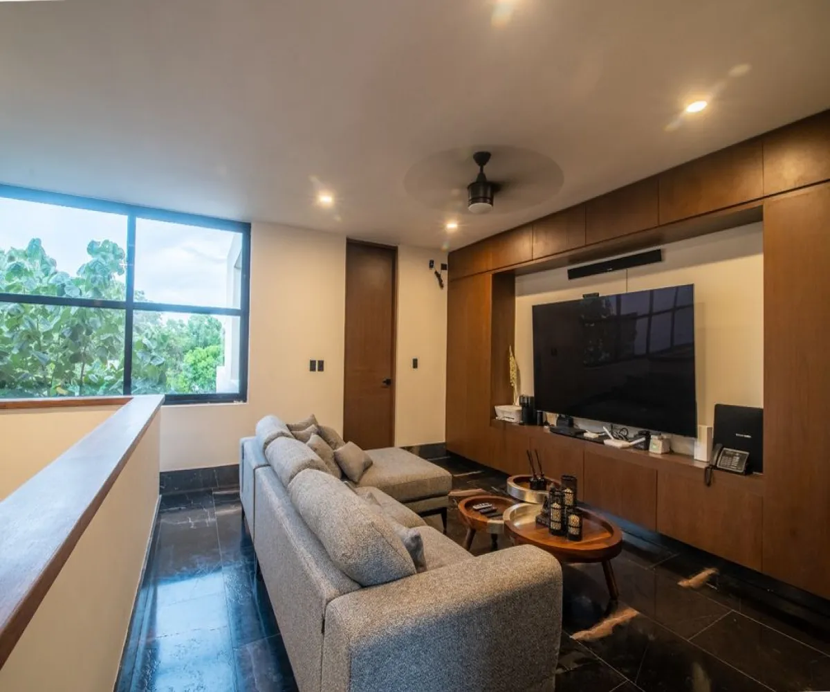 Casa En Venta,Xcanatún,Carr. Mérida-Progreso km 15 S/N, Mérida, Yucatán 97305, 4 Habitaciones,4 Baños,Carr. Mérida-Progreso km 15 ,2,py52LMl