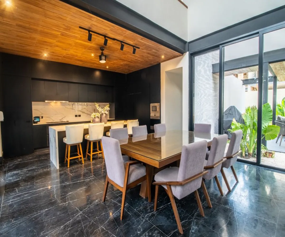 Casa En Venta,Xcanatún,Carr. Mérida-Progreso km 15 S/N, Mérida, Yucatán 97305, 4 Habitaciones,4 Baños,Carr. Mérida-Progreso km 15 ,2,py52LMl