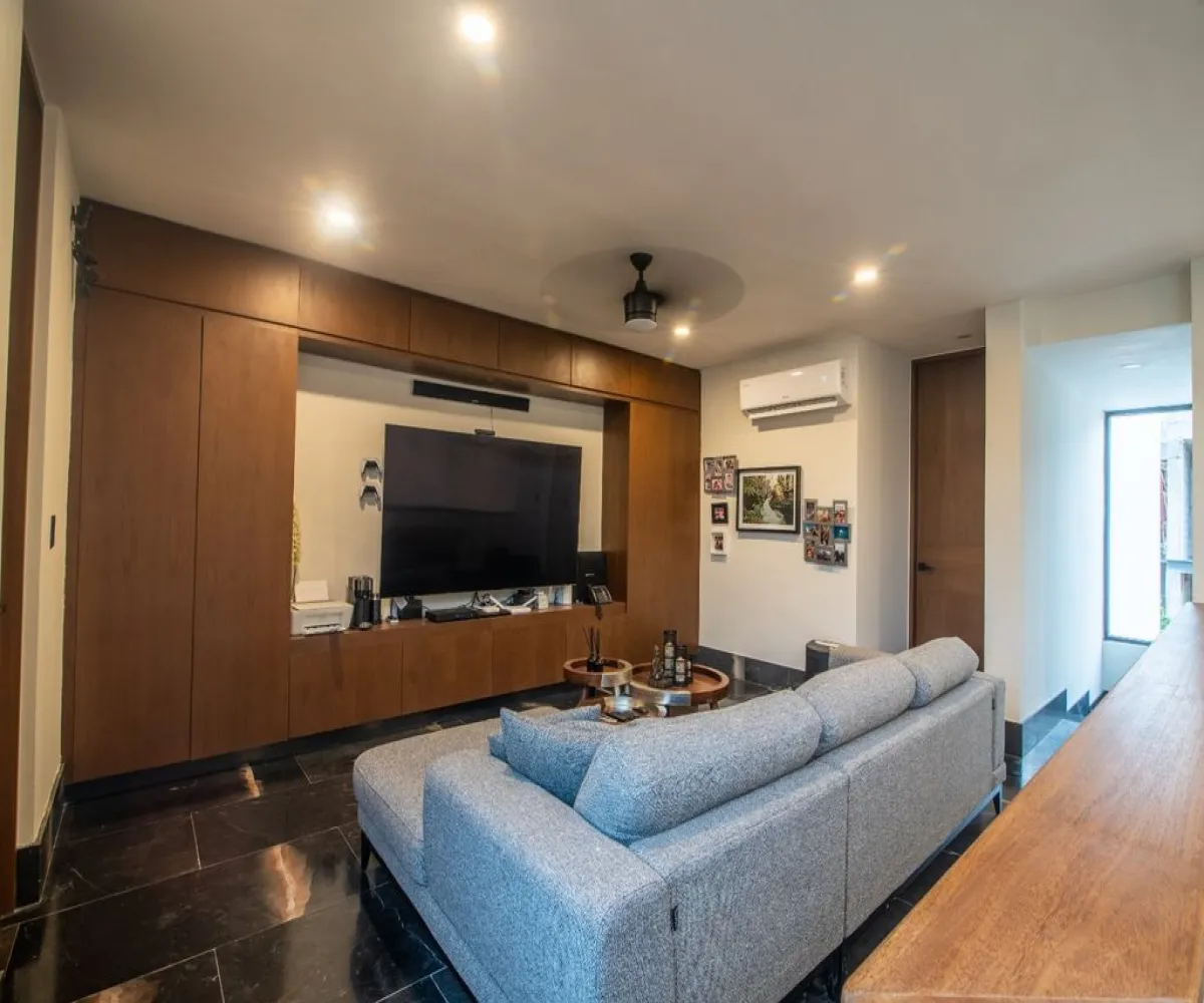 Casa En Venta,Xcanatún,Carr. Mérida-Progreso km 15 S/N, Mérida, Yucatán 97305, 4 Habitaciones,4 Baños,Carr. Mérida-Progreso km 15 ,2,py52LMl