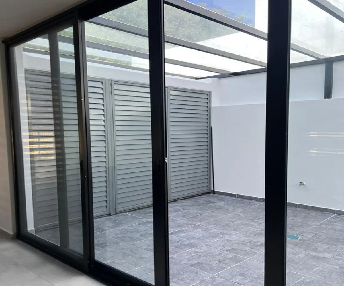 Casa En Venta,Lomas del Sur ,C. Vicenza 1000 159, Tlajomulco de Zúñiga, Jalisco 45645, 3 Habitaciones,2 Baños,C. Vicenza ,2,pAYKwug