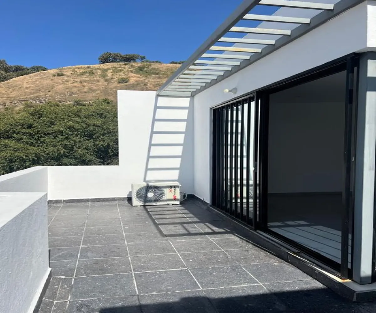 Casa En Venta,Lomas del Sur ,C. Vicenza 1000 159, Tlajomulco de Zúñiga, Jalisco 45645, 3 Habitaciones,2 Baños,C. Vicenza ,2,pAYKwug