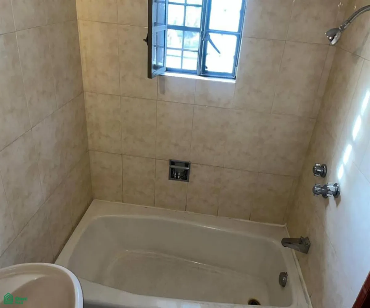 Casa En Venta,Altamira,Avenida Romanos 367, Zapopan, Jalisco 45160, 5 Habitaciones,4 Baños,Avenida Romanos,2,MX251054124