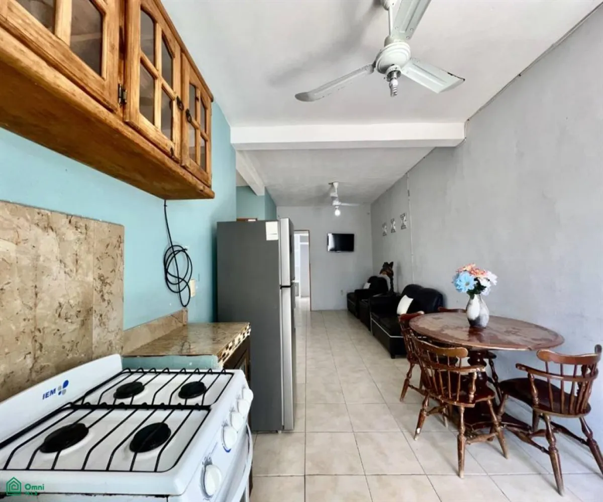 Casa En Venta,La Playita,5 de mayo 1117, Puerto Vallarta, Jalisco 48296, 5 Habitaciones,4 Baños,5 de mayo,2,MX25741137