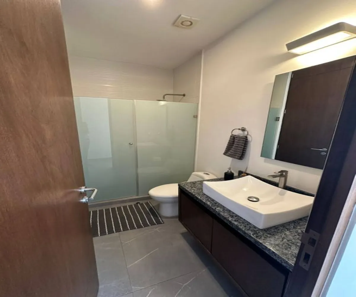 Departamento En Venta,Jardines Vallarta,Tomas Mann 5293 202, Zapopan, Jalisco 45027, 2 Habitaciones,2 Baños,Tomas Mann,1,pbWWkDm