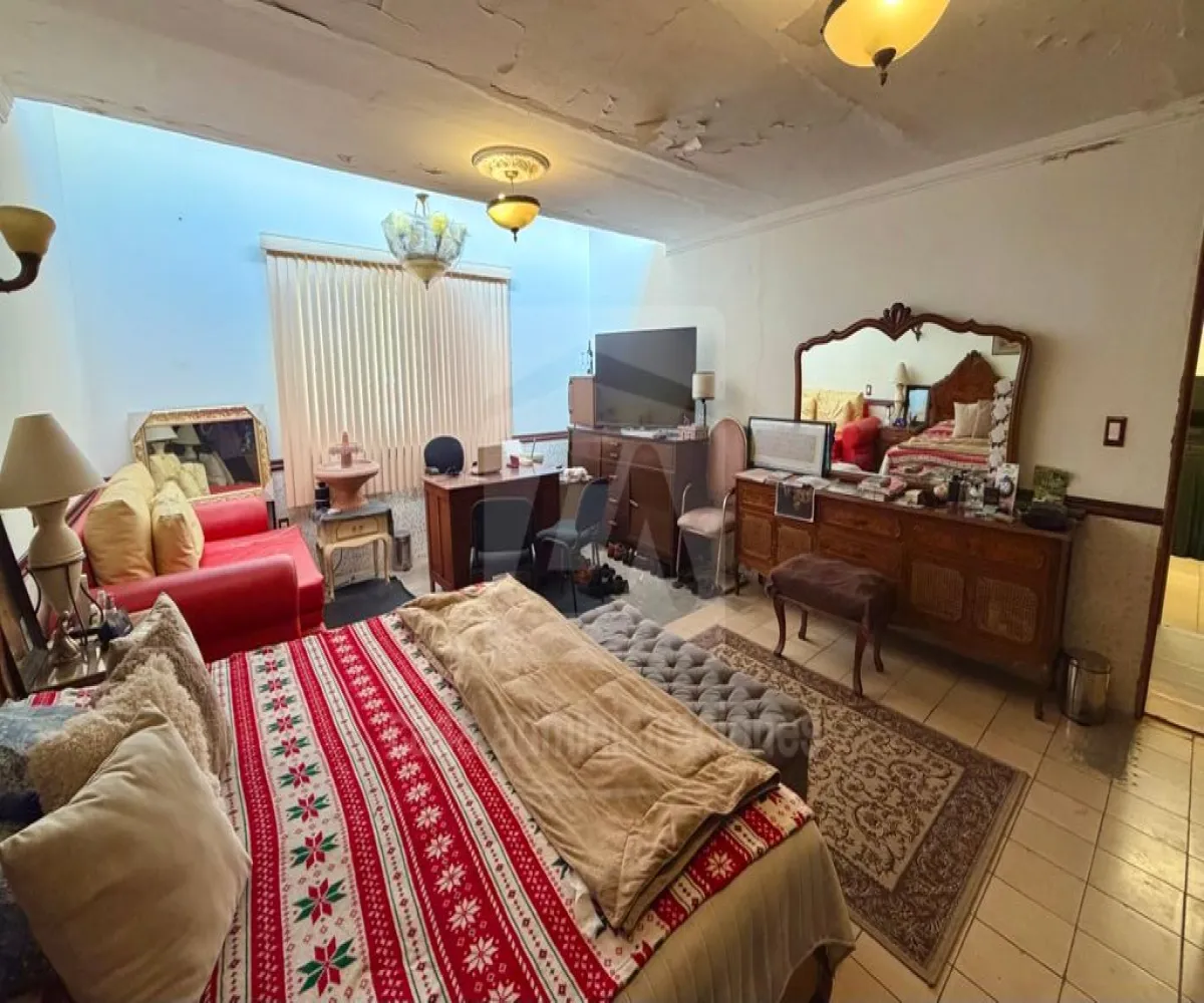 Casa En Venta,Arcos Vallarta,Juan de Mena 285, Guadalajara, Jalisco 44130, 6 Habitaciones,3 Baños,Juan de Mena,2,p7K9IFf