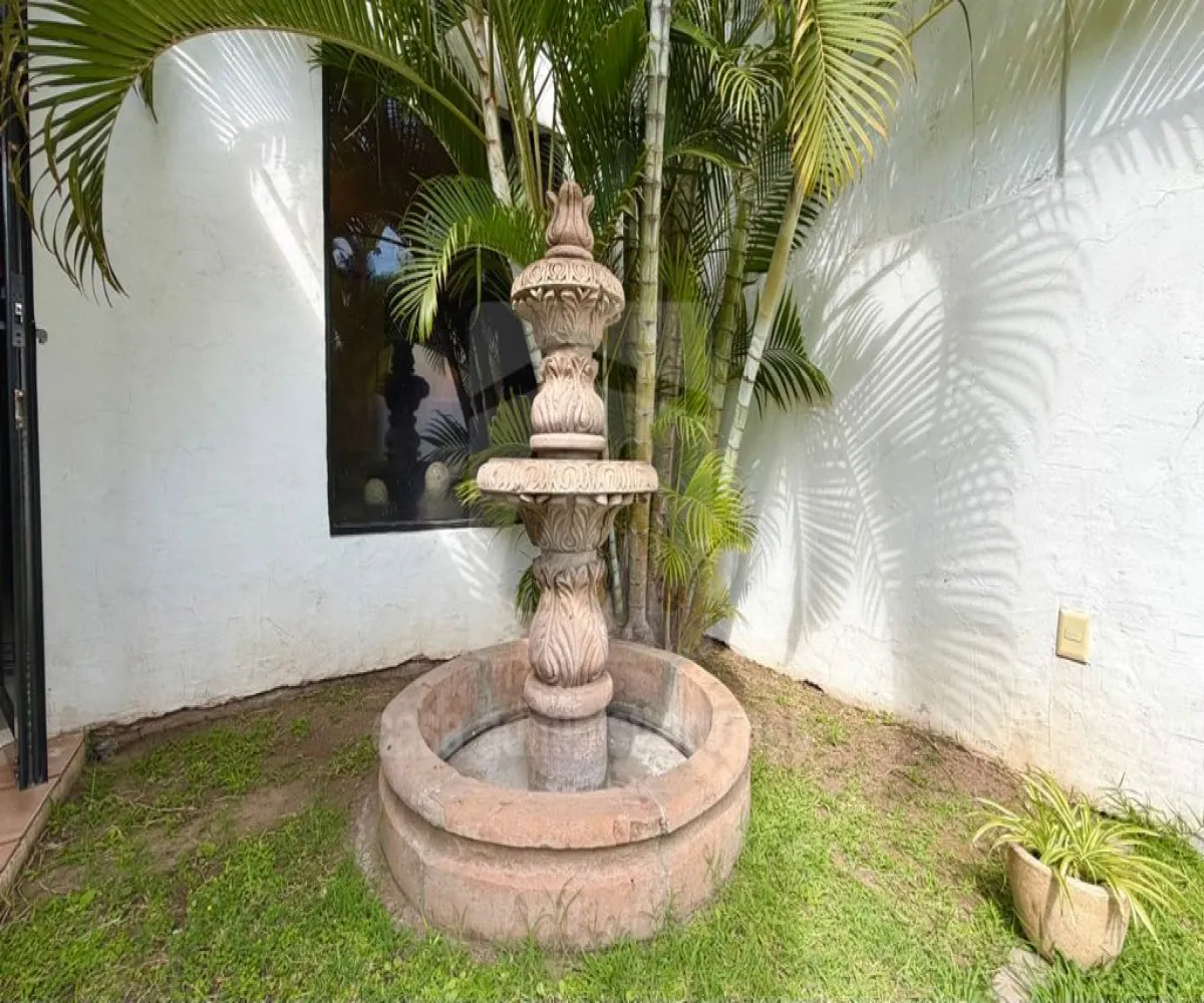 Casa En Venta,Arcos Vallarta,Juan de Mena 285, Guadalajara, Jalisco 44130, 6 Habitaciones,3 Baños,Juan de Mena,2,p7K9IFf