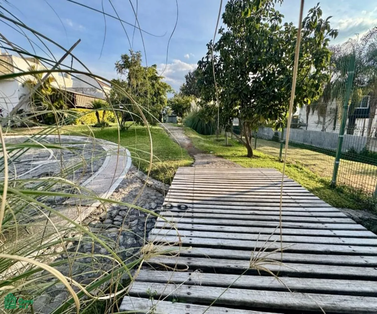 Terreno En Venta,Fraccionamiento Sendero las Moras,Privada Arroyo 22-22, Tlajomulco de Zuniga, Jalisco 45645,Privada Arroyo,MX251055427