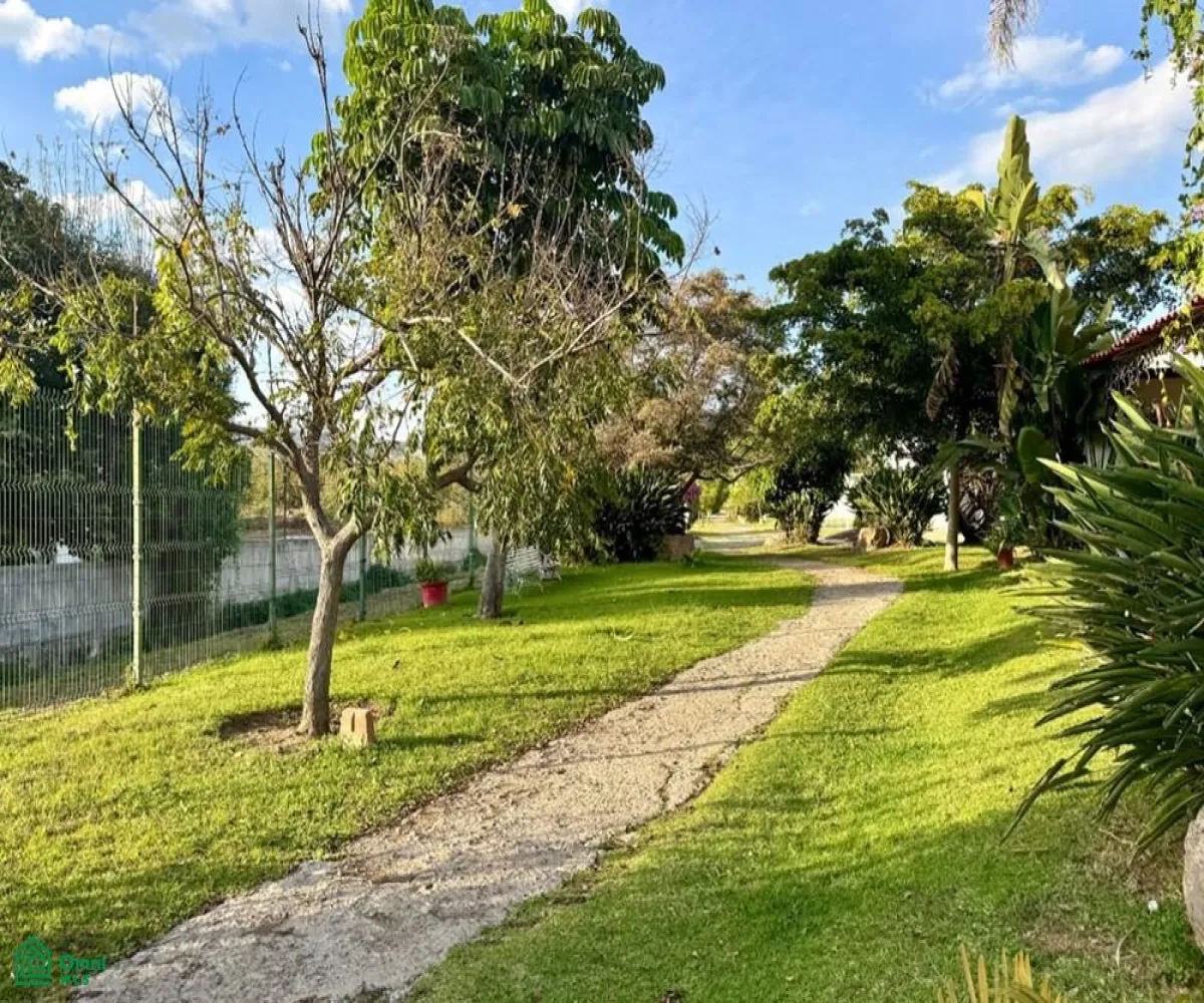 Terreno En Venta,Fraccionamiento Sendero las Moras,Privada Arroyo 22-22, Tlajomulco de Zuniga, Jalisco 45645,Privada Arroyo,MX251055427