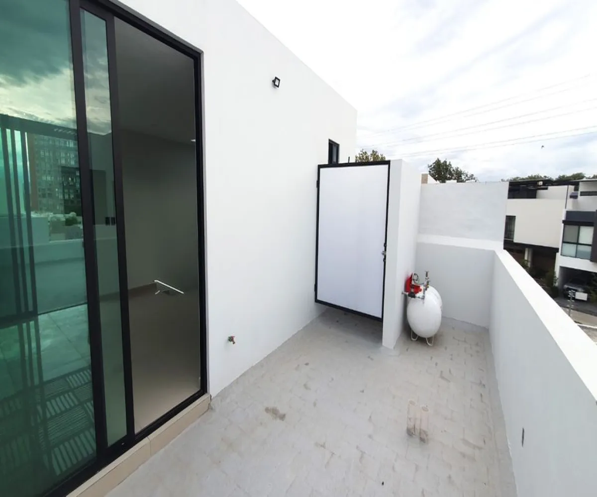 Casa En Venta,ALTAVISTA RESIDNECIAL ,Altavista Poniente 303, Zapopan, Jalisco 45133, 4 Habitaciones,4 Baños,Altavista Poniente,1,p9EaZNV