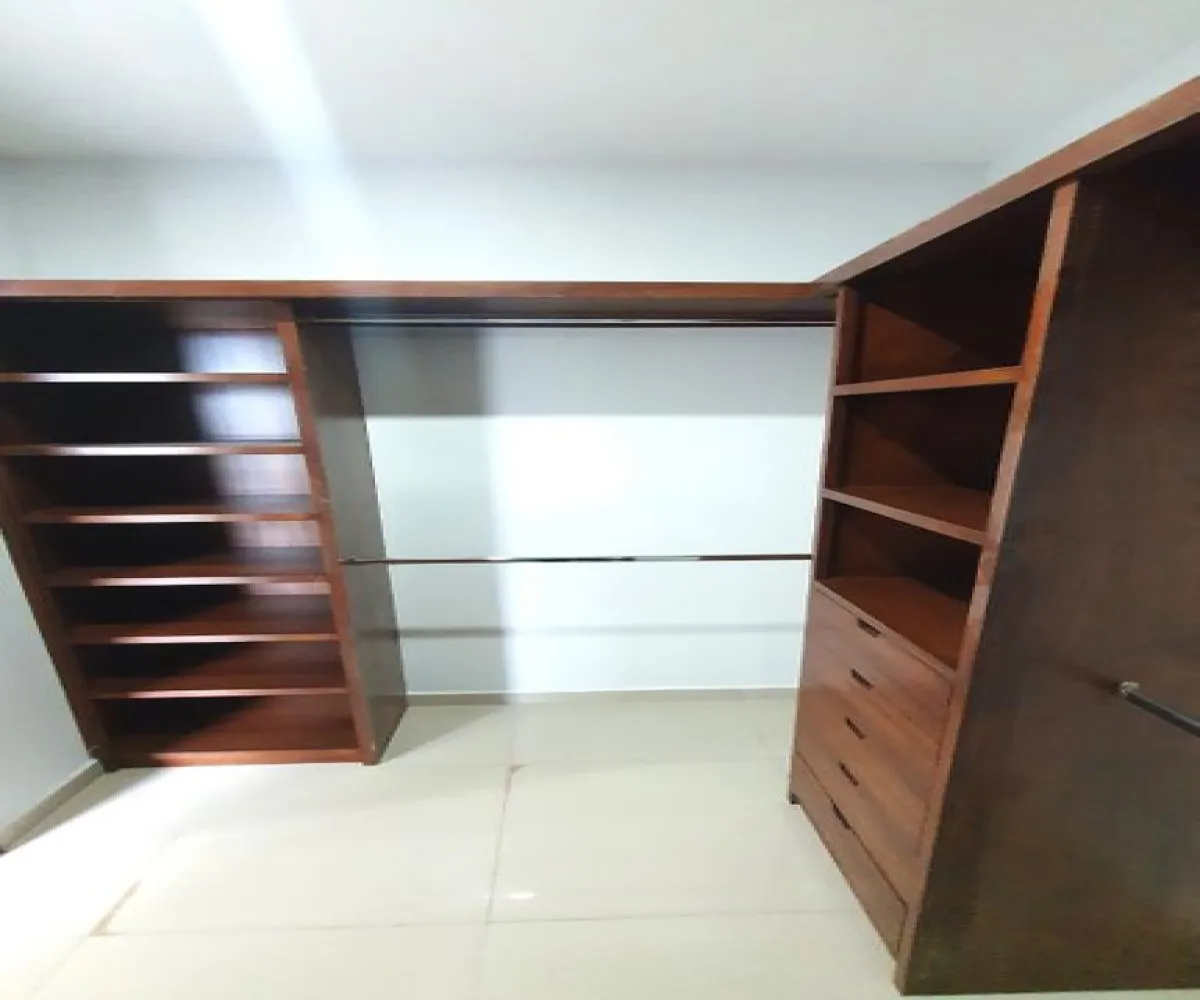 Casa En Venta,ALTAVISTA RESIDNECIAL ,Altavista Poniente 303, Zapopan, Jalisco 45133, 4 Habitaciones,4 Baños,Altavista Poniente,1,p9EaZNV