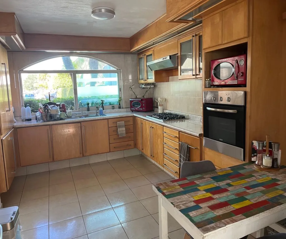 Casa En Renta,jardín real,Jardín de la Alfombrilla 13, Zapopan, Jalisco 45136, 3 Habitaciones,3 Baños,Jardín de la Alfombrilla,1,pBySU8g