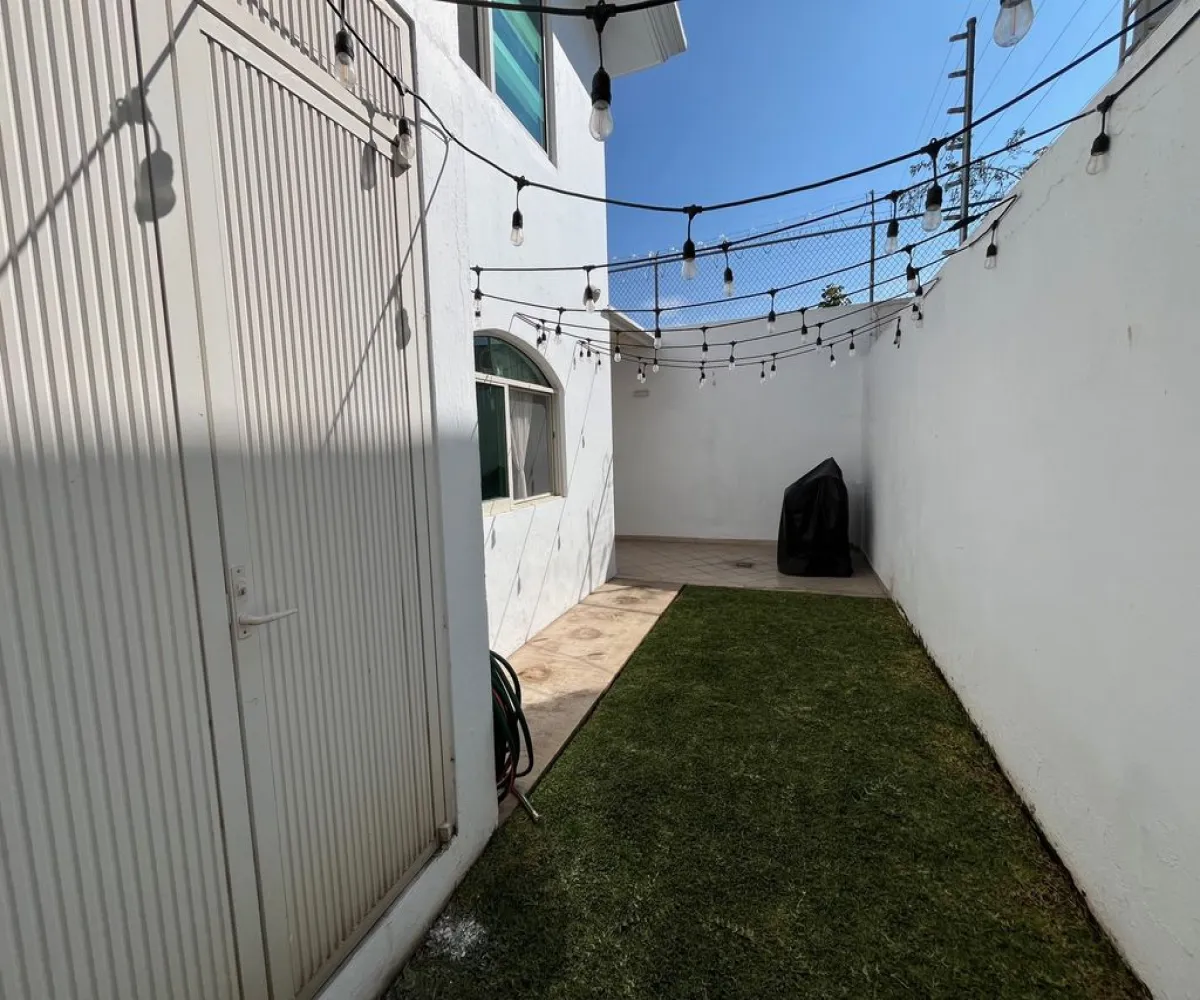 Casa En Renta,jardín real,Jardín de la Alfombrilla 13, Zapopan, Jalisco 45136, 3 Habitaciones,3 Baños,Jardín de la Alfombrilla,1,pBySU8g