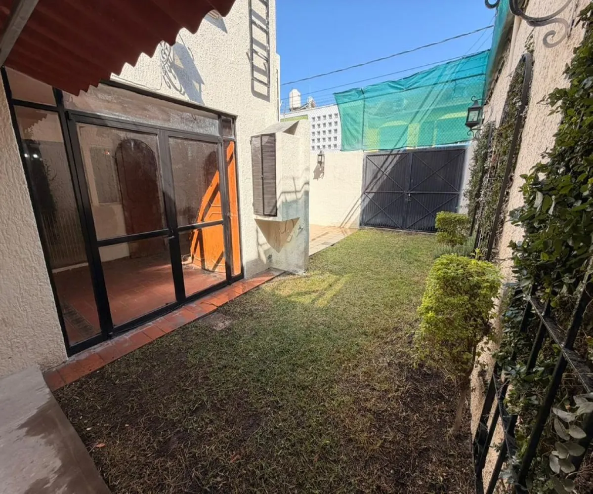 Casa En Venta,Fraccionamiento Revolución,Batalla de la trinidad S/N, San Pedro Tlaquepaque, Jalisco 45580, 4 Habitaciones,3 Baños,Batalla de la trinidad,1,pWuLJcu