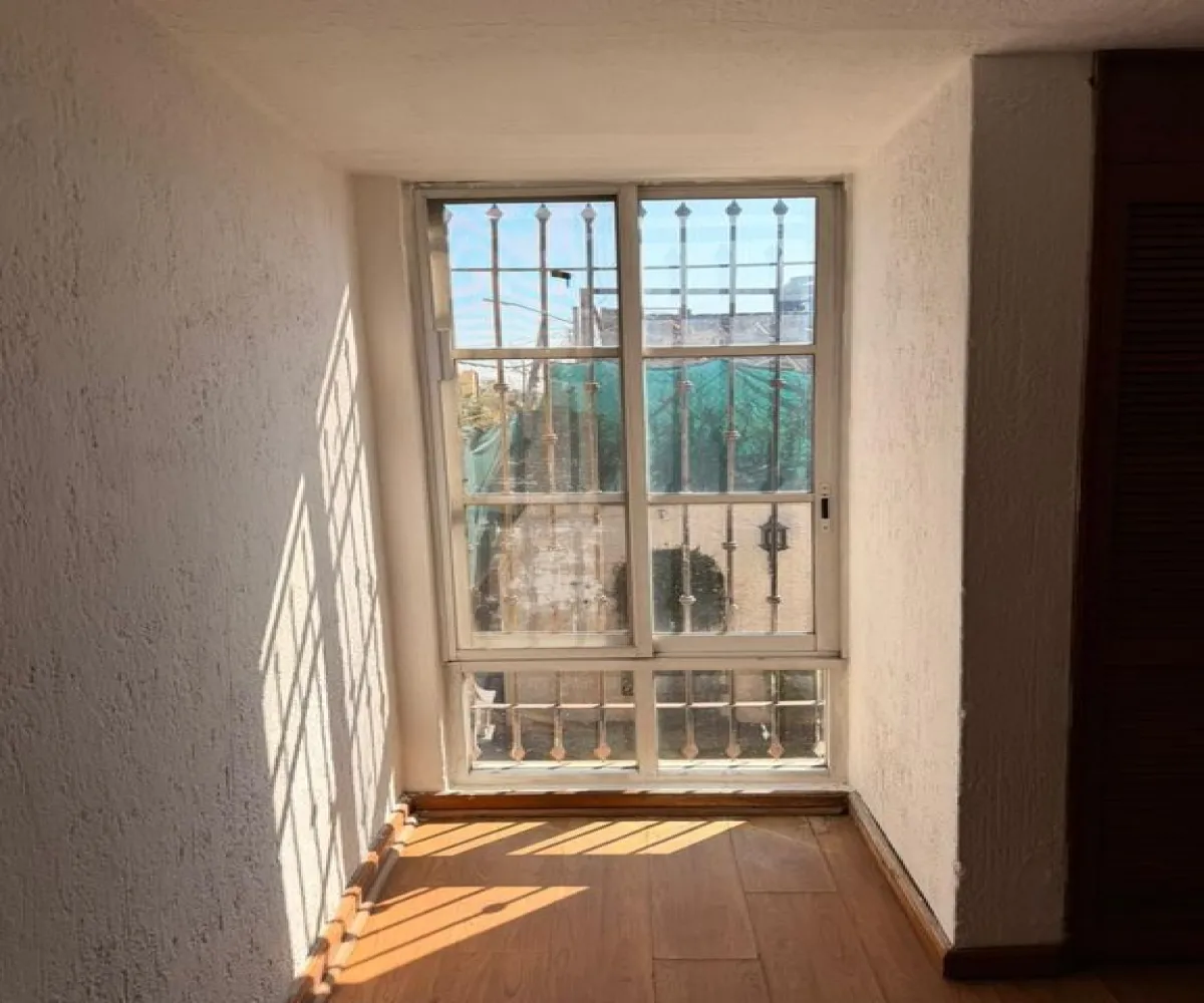 Casa En Venta,Fraccionamiento Revolución,Batalla de la trinidad S/N, San Pedro Tlaquepaque, Jalisco 45580, 4 Habitaciones,3 Baños,Batalla de la trinidad,1,pWuLJcu