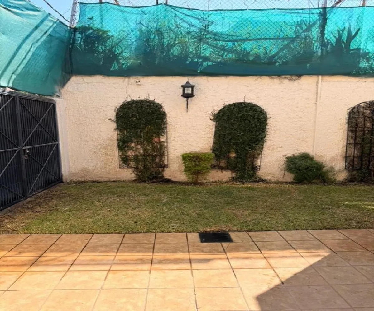 Casa En Venta,Fraccionamiento Revolución,Batalla de la trinidad S/N, San Pedro Tlaquepaque, Jalisco 45580, 4 Habitaciones,3 Baños,Batalla de la trinidad,1,pWuLJcu