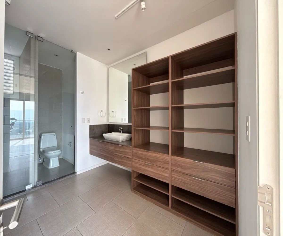 Departamento En Renta,Granja Alaada,Quintanar de la Rioja 7000 604, Tlajomulco de Zúñiga, Jalisco 45645, 2 Habitaciones,2 Baños,Quintanar de la Rioja,1,pNoUWHi