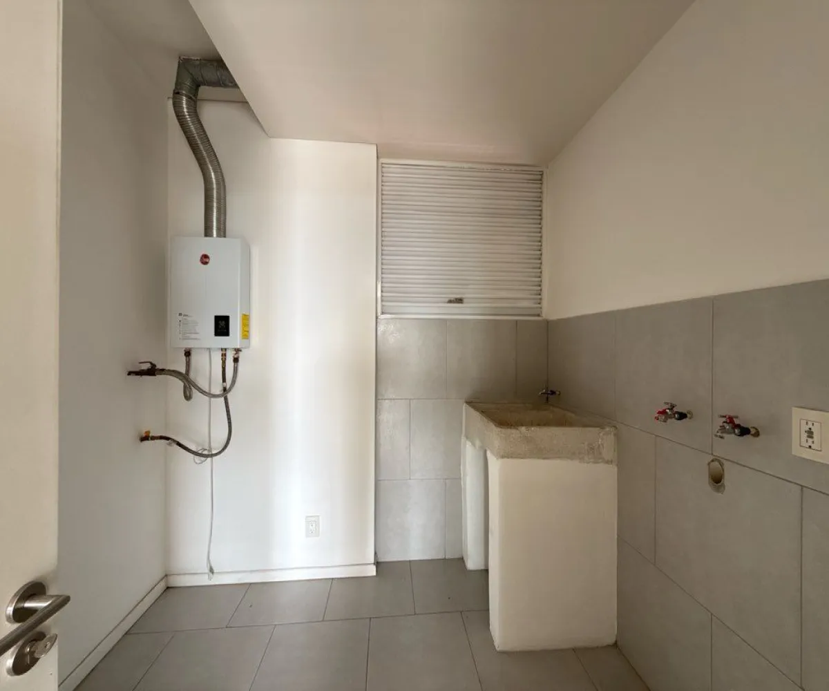 Departamento En Renta,Granja Alaada,Quintanar de la Rioja 7000 604, Tlajomulco de Zúñiga, Jalisco 45645, 2 Habitaciones,2 Baños,Quintanar de la Rioja,1,pNoUWHi
