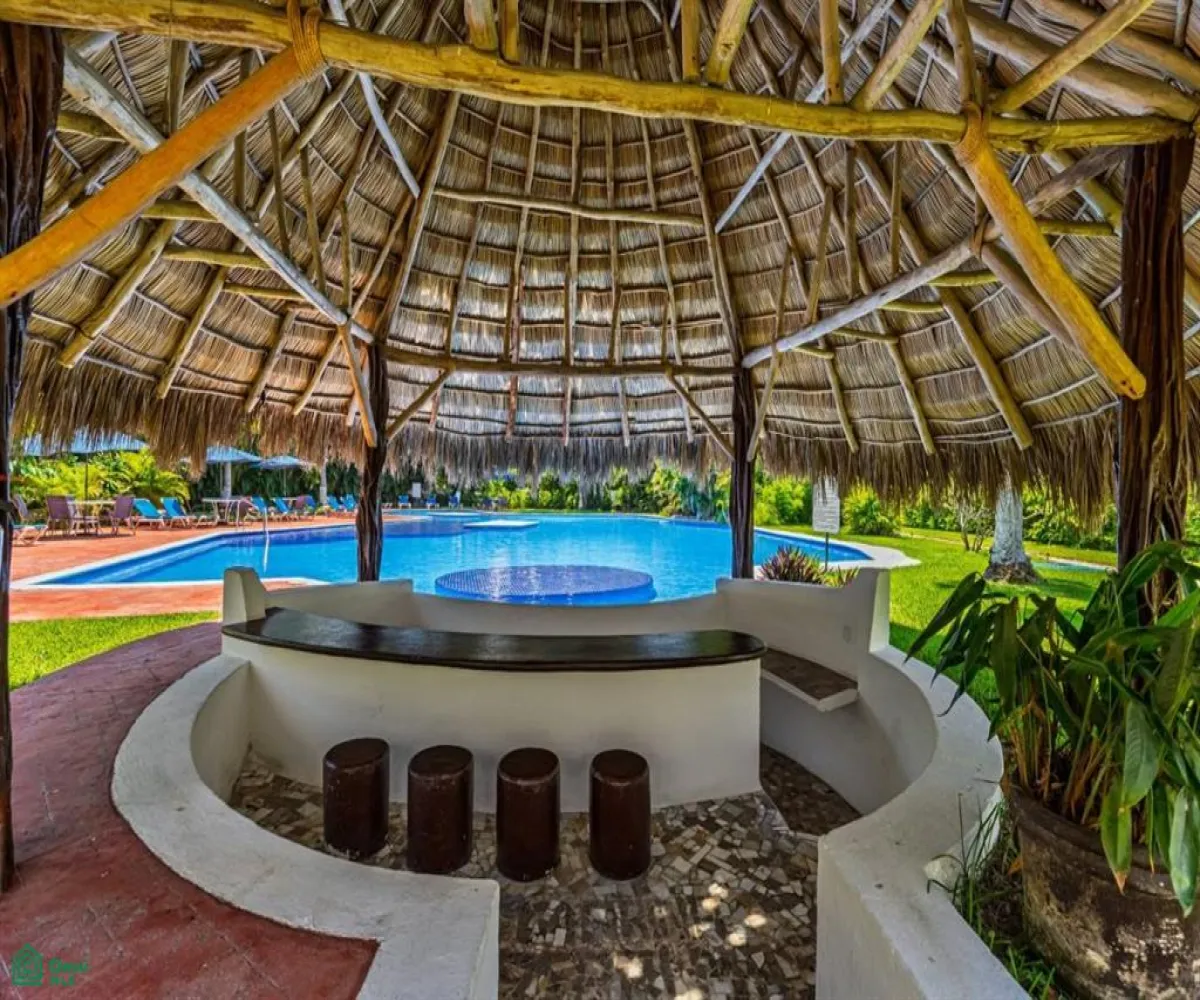 Departamento En Venta,La Marina,Avenida Paseo de la Marina 161, Puerto Vallarta, Jalisco 48314, 2 Habitaciones,2 Baños,Avenida Paseo de la Marina,3,MX251055858