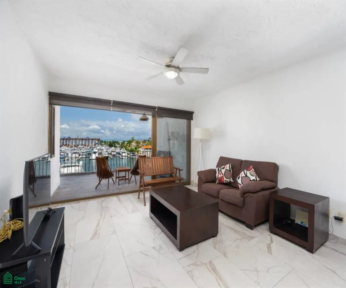 Departamento En Venta,La Marina,Avenida Paseo de la Marina 161, Puerto Vallarta, Jalisco 48314, 2 Habitaciones,2 Baños,Avenida Paseo de la Marina,3,MX251055858