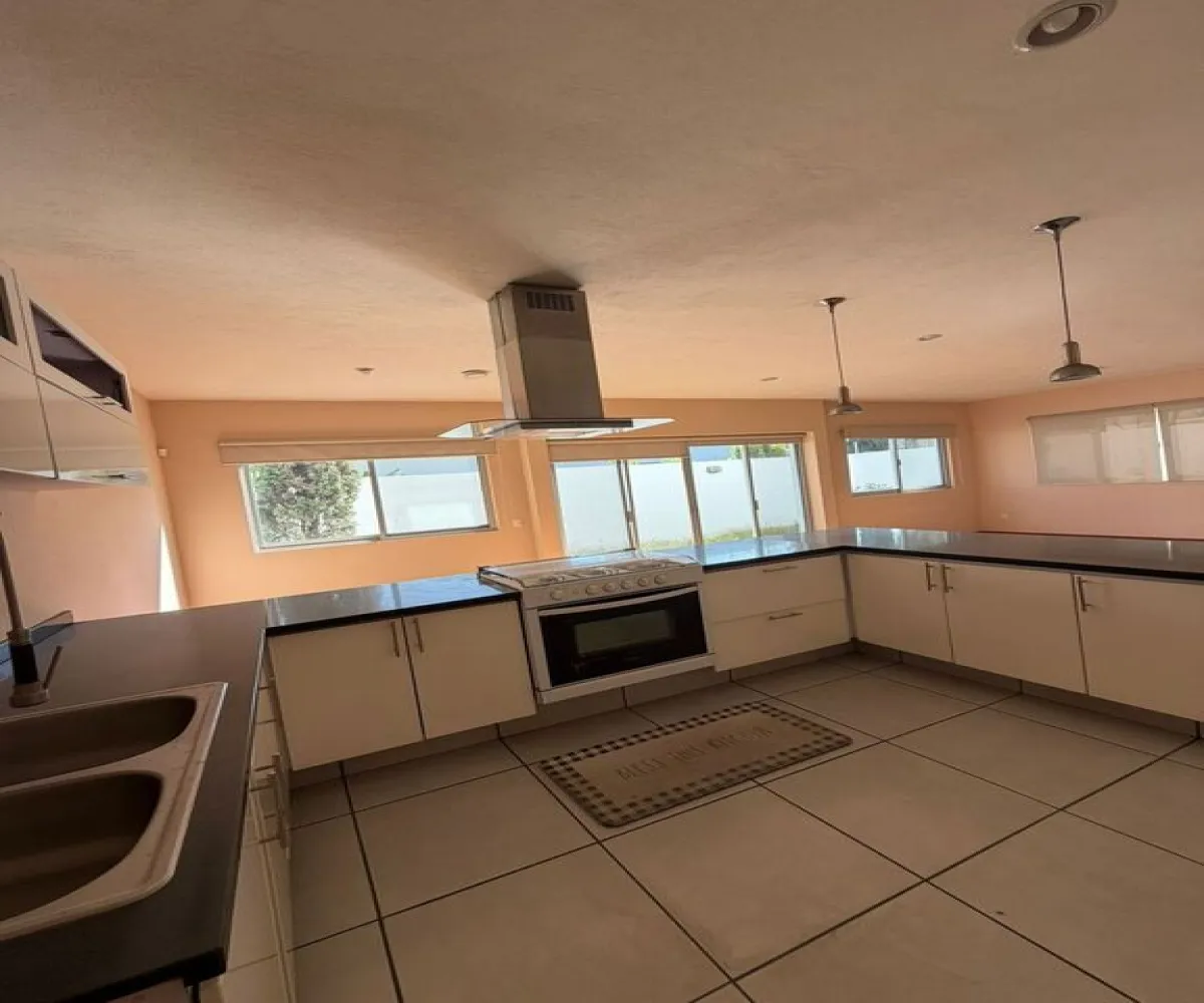 Casa En Renta,Bugambilias,Azaleas 888 2, Zapopan, Jalisco 45230, 3 Habitaciones,4 Baños,Azaleas,2,pGdTNd9