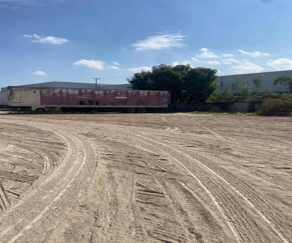 Terreno En Renta,La Llave,Avenida La Llave S/N, San Pedro Tlaquepaque, Jalisco 45618,Avenida La Llave,pRXNiQN