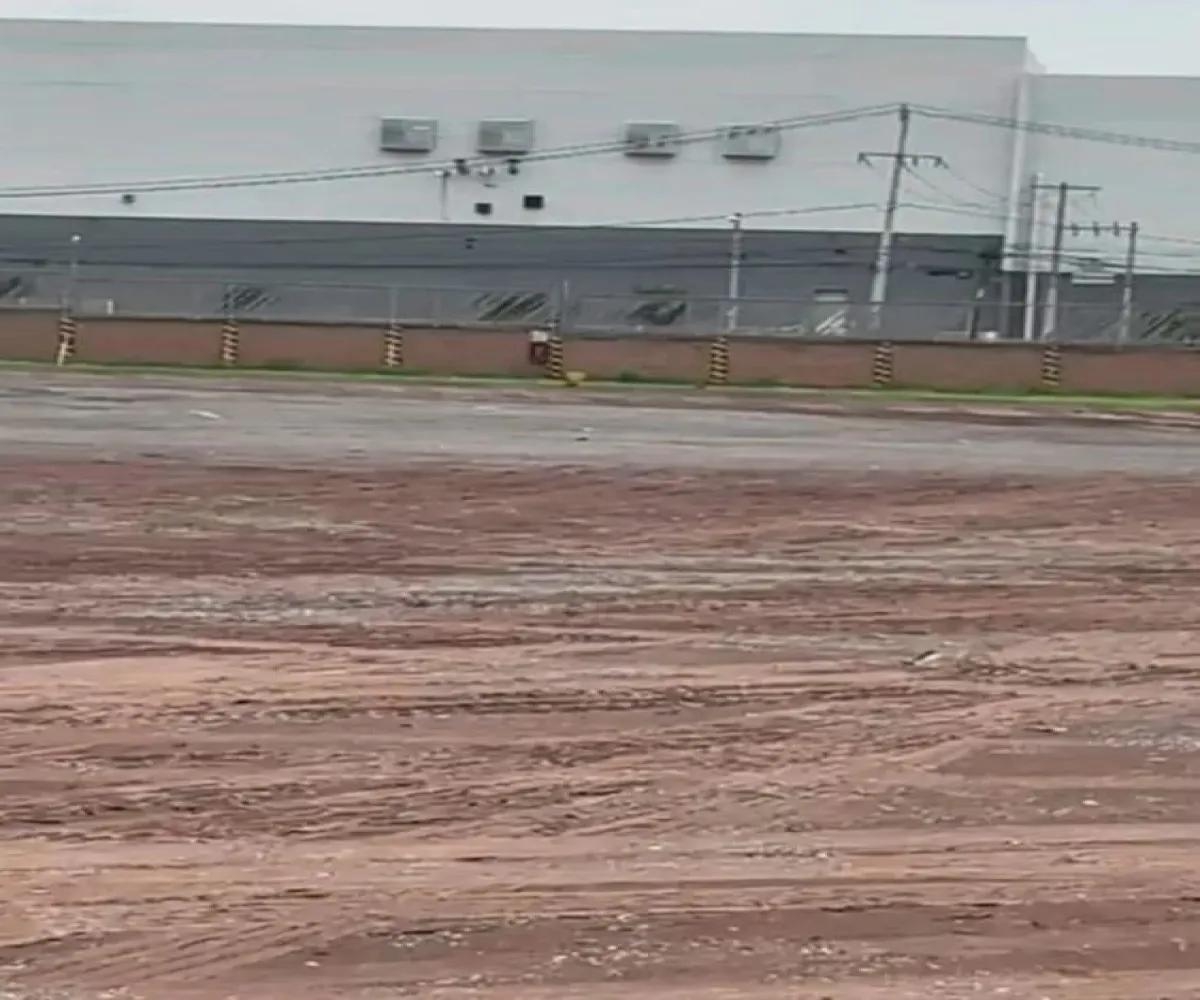 Terreno En Renta,La Llave,Avenida La Llave S/N, San Pedro Tlaquepaque, Jalisco 45618,Avenida La Llave,pRXNiQN