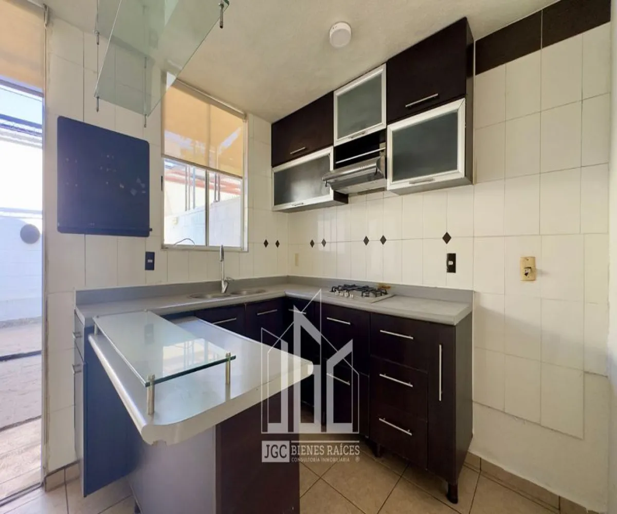 Casa En Venta,Loreto,Calle Loyola 92, San Pedro Tlaquepaque, Jalisco 45601, 3 Habitaciones,3 Baños,Calle Loyola,3,pwfCy4I