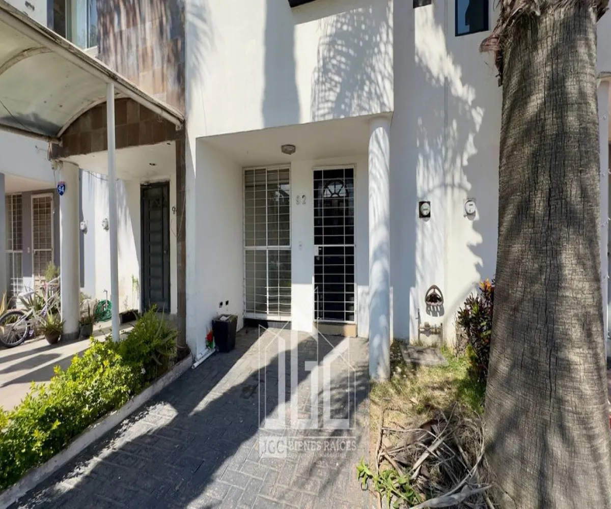 Casa En Venta,Loreto,Calle Loyola 92, San Pedro Tlaquepaque, Jalisco 45601, 3 Habitaciones,3 Baños,Calle Loyola,3,pwfCy4I