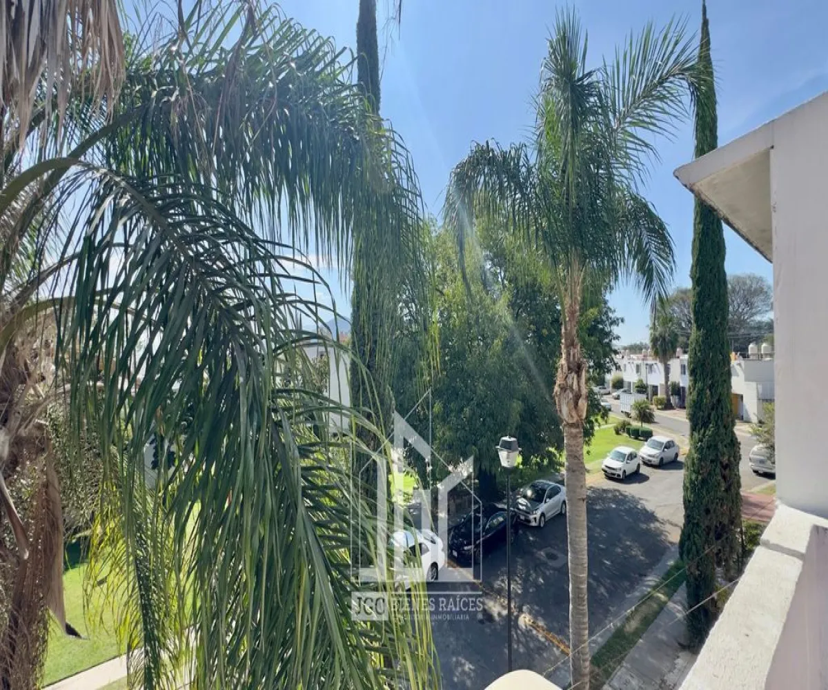 Casa En Venta,Loreto,Calle Loyola 92, San Pedro Tlaquepaque, Jalisco 45601, 3 Habitaciones,3 Baños,Calle Loyola,3,pwfCy4I