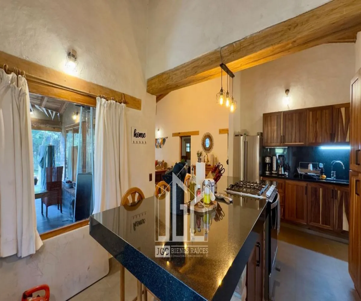 Casa En Venta,Pinares,Km 22.5 Carretera Guadalajara-Tapalpa S/N, Tapalpa, Jalisco 49341, 3 Habitaciones,2 Baños,Km 22.5 Carretera Guadalajara-Tapalpa,1,pNixybg