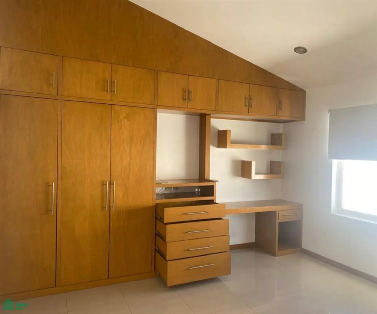 Casa En Renta,Puertas Del Tule,Av. Ahuehuete Coto Plumbago 251 Casa H-4, Zapopan, Jalisco 45017, 3 Habitaciones,4 Baños,Av. Ahuehuete Coto Plumbago,2,MX251056316