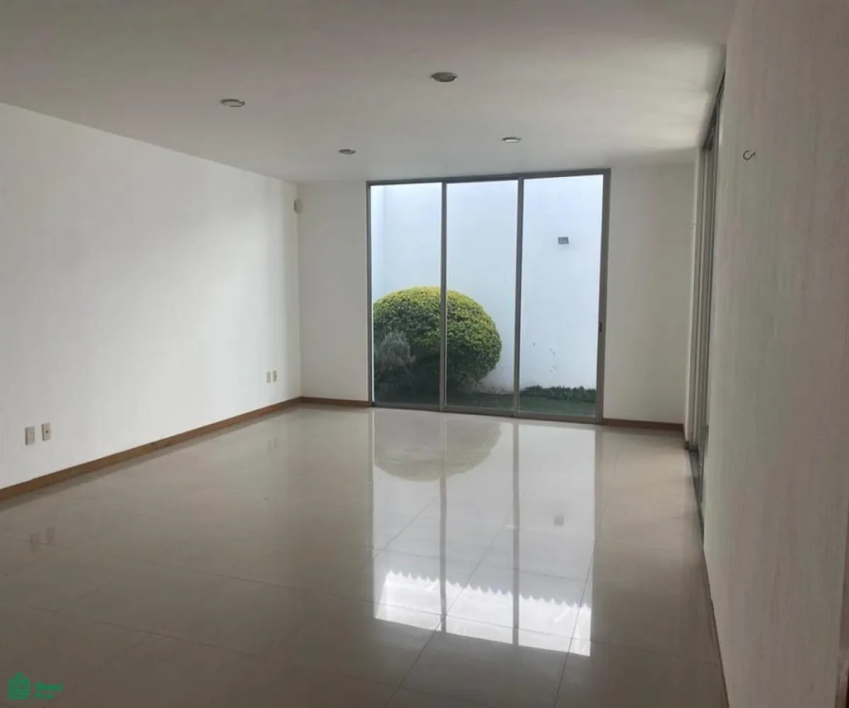 Casa En Renta,Puertas Del Tule,Av. Ahuehuete Coto Plumbago 251 Casa H-4, Zapopan, Jalisco 45017, 3 Habitaciones,4 Baños,Av. Ahuehuete Coto Plumbago,2,MX251056316